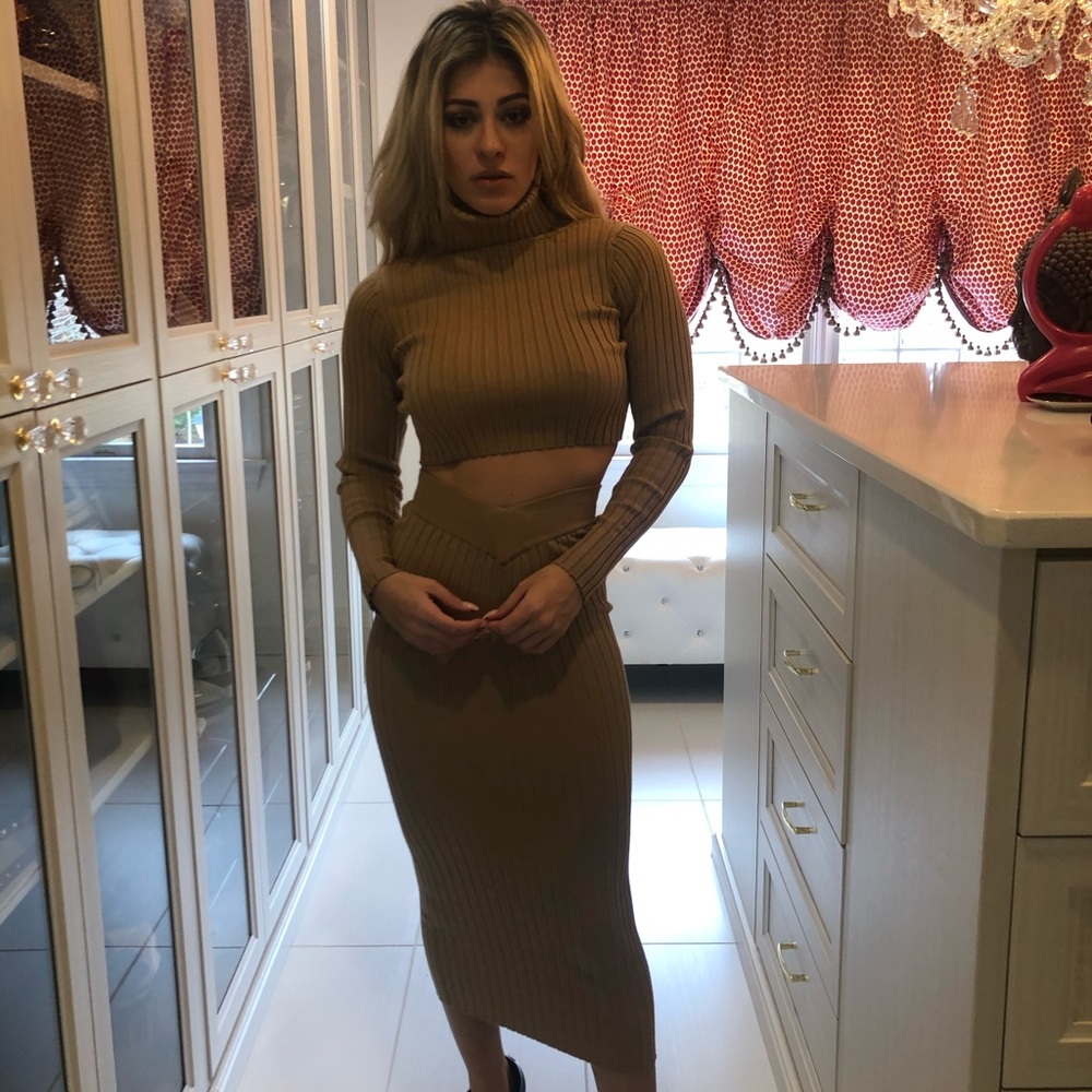 Oh Polly turtleneck